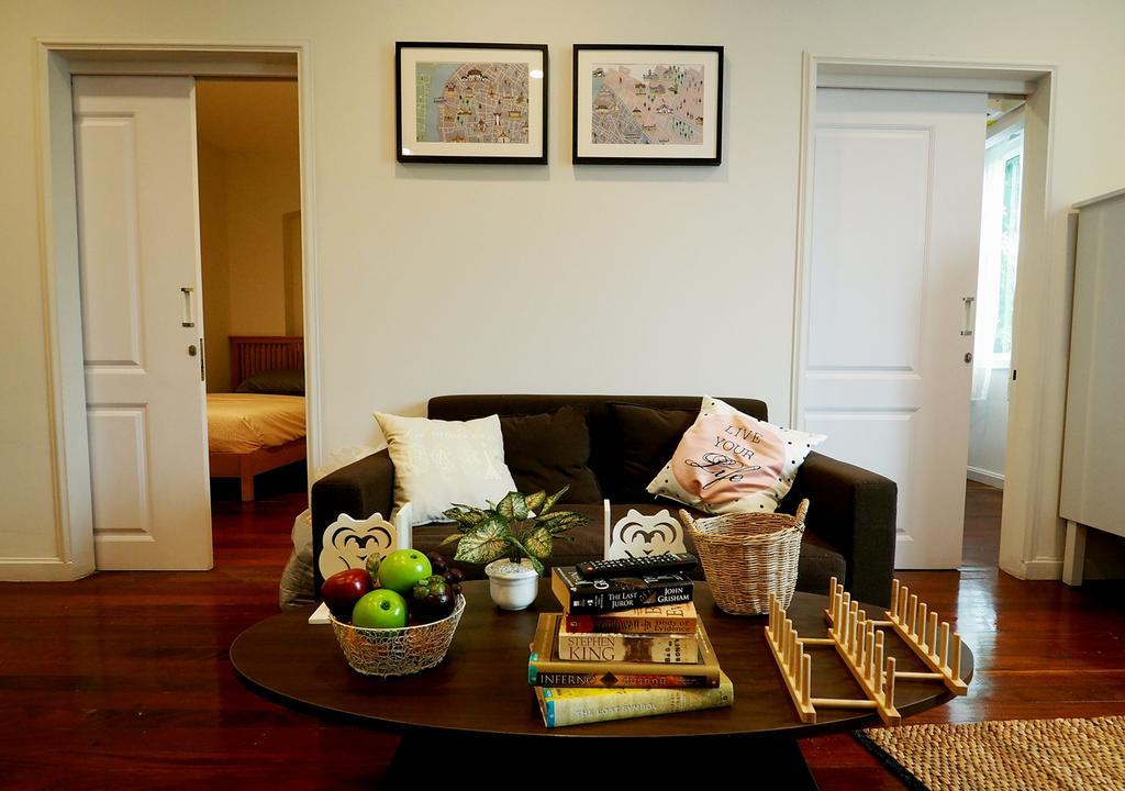The Serene House Bangkok Bagian luar foto