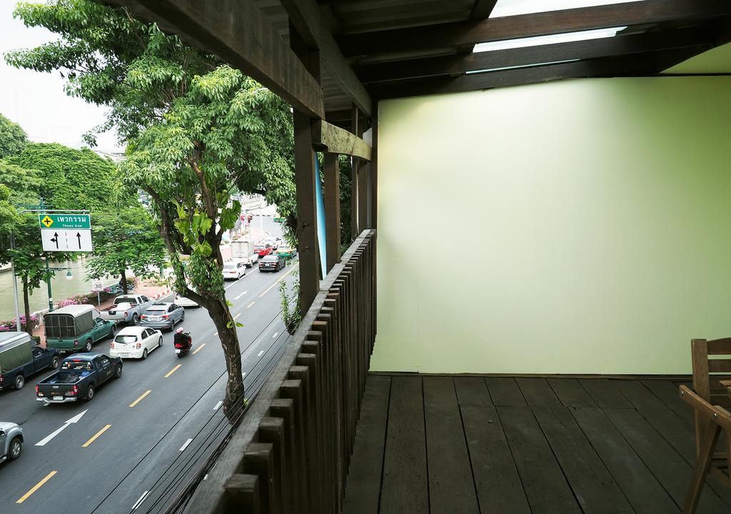 The Serene House Bangkok Bagian luar foto
